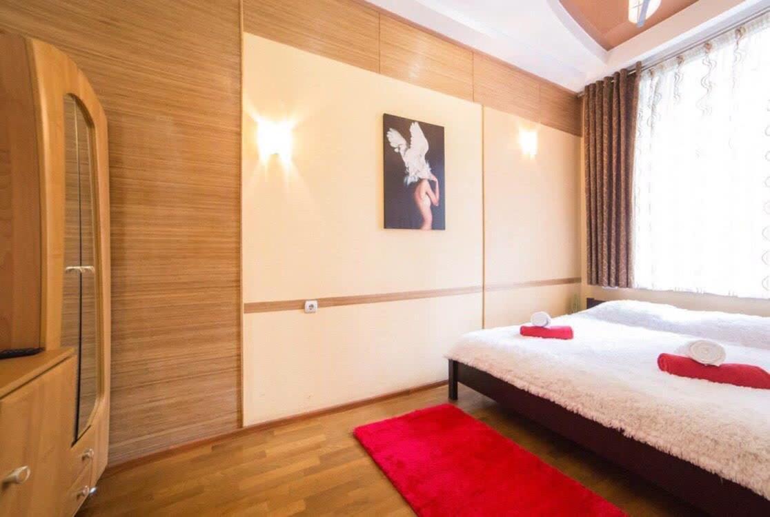 Rk Central Avenue Apartment Lviv Eksteriør bilde